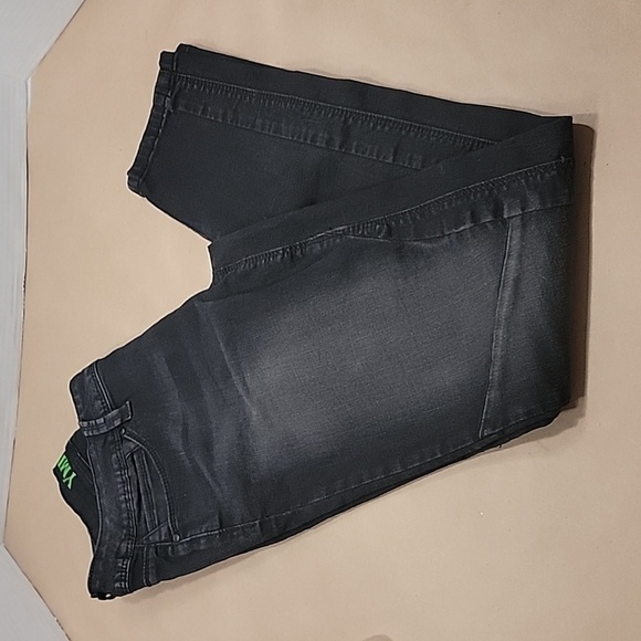 YMI Flex, Size 5, Faded Black Stretch Skinny Jeans. Excellent Used Condition - Picture 1 of 11